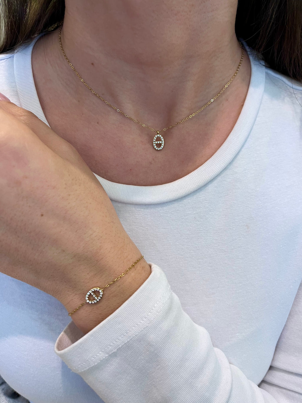 Parure de bijoux comprenant un collier et un bracelet en maille marine, en acier inoxydable doré 