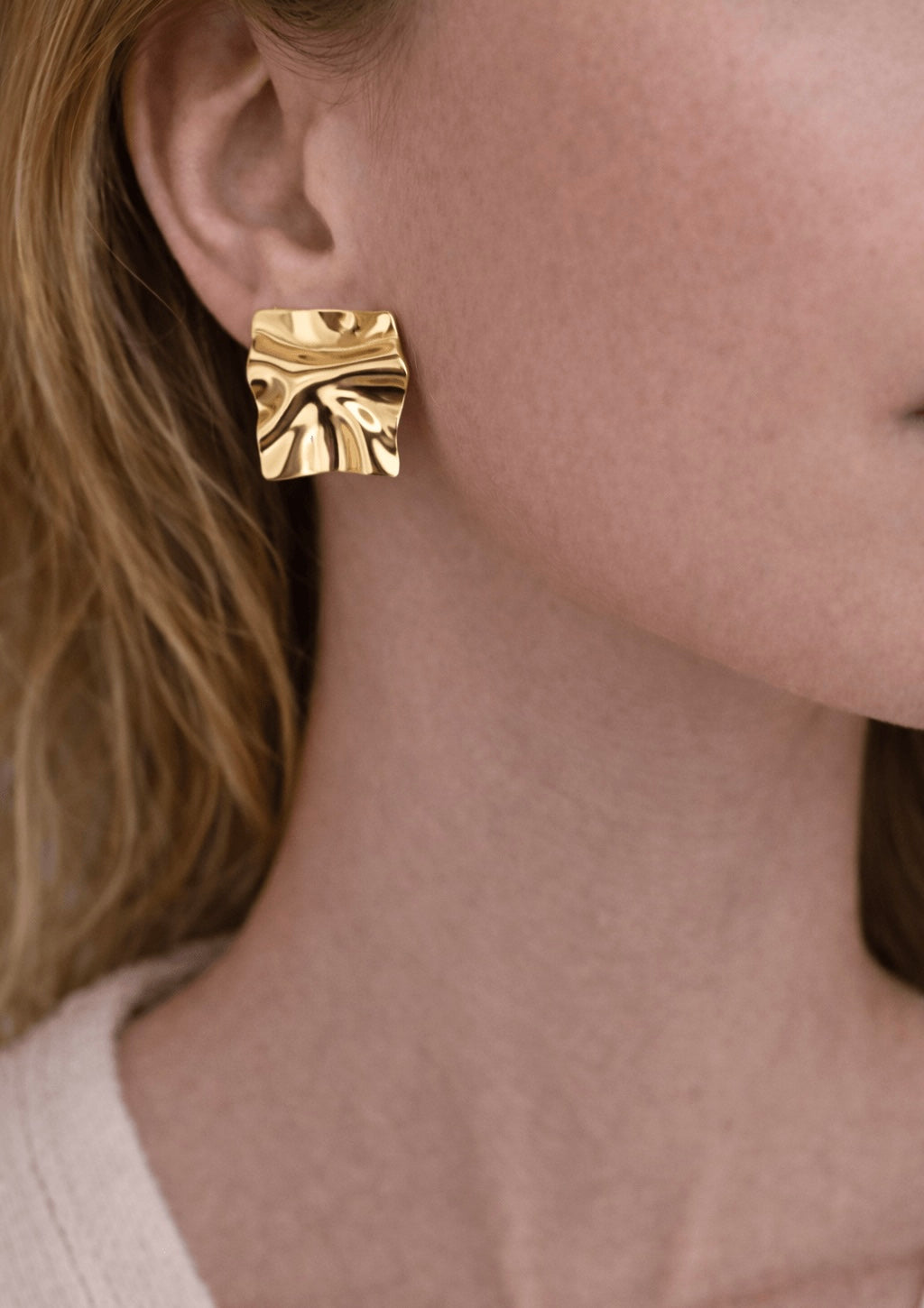 Boucles d’oreilles en forme carré 3n acier inoxydable doré