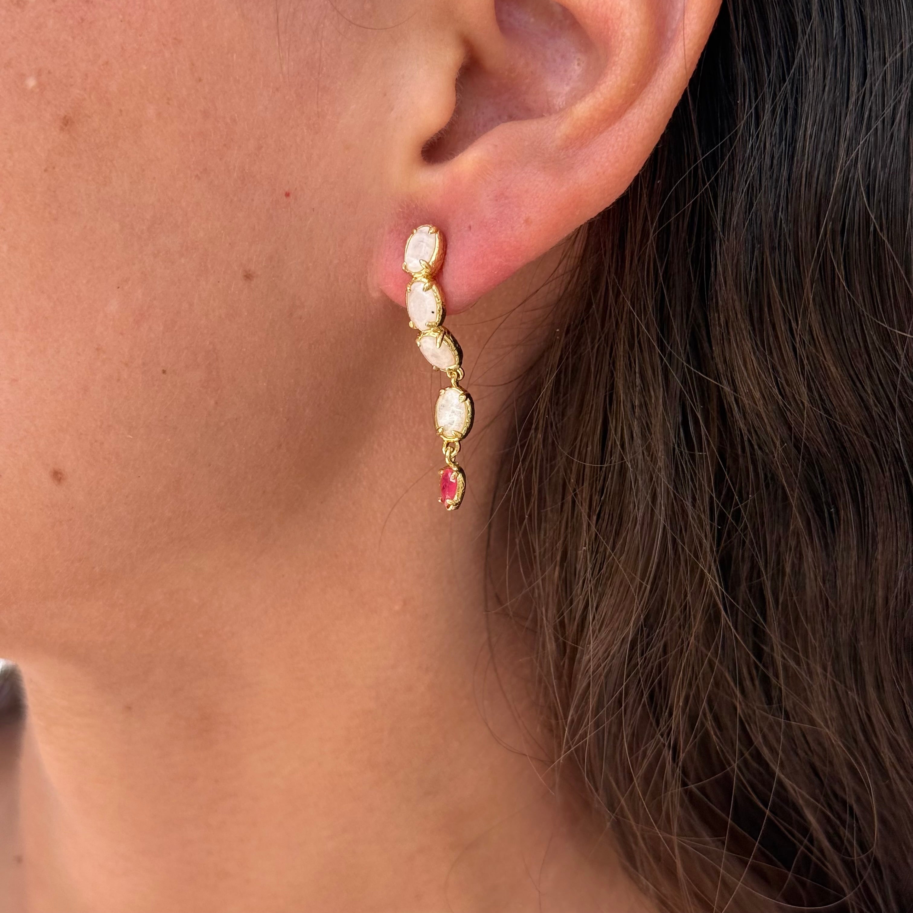 Boucles d'oreilles pendantes dorées CARYS