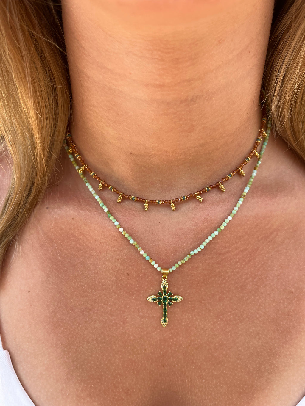 Collier doré CROIX
