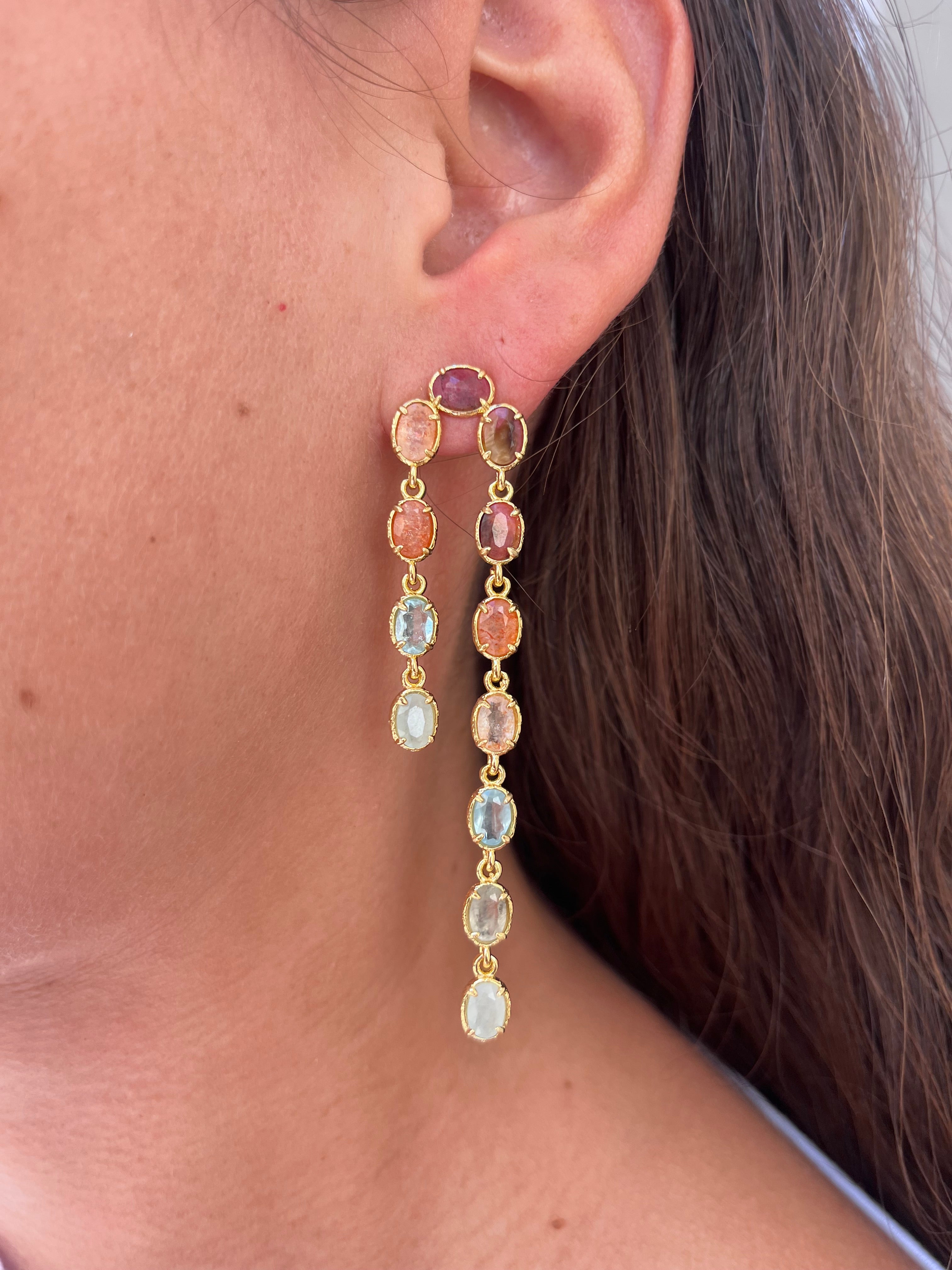 Boucles d'oreilles pendantes dorées LILA
